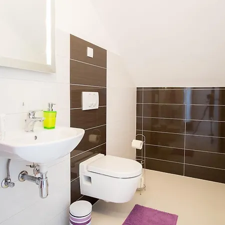 Luxury Spa Apartment Luna Njivice Room photo